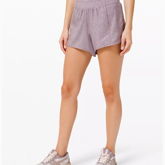 Lululemon Hotty Hot HR Short 4” tall - Picture 6 of 7